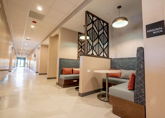Hotel Hampton By Hilton Chicago