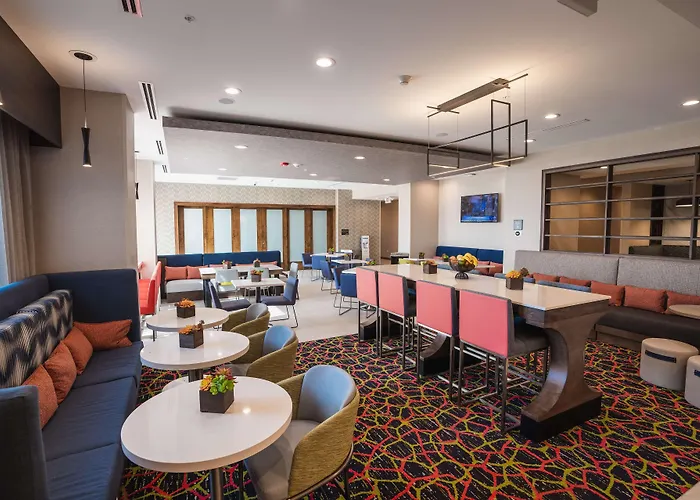 Hotel Hampton By Hilton Chicago