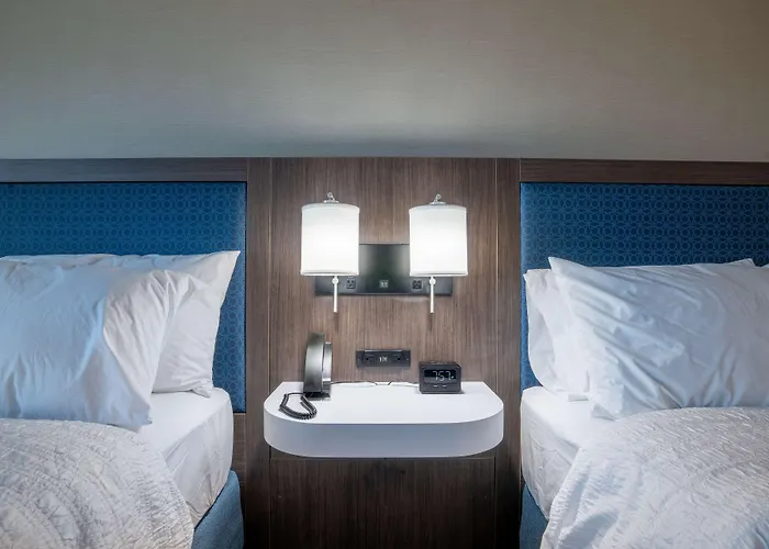 Hotel Hampton By Hilton Chicago 3*
