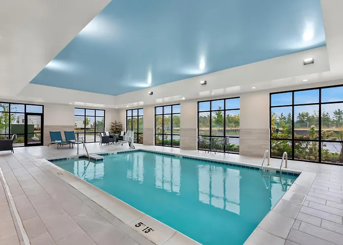 Hampton By Hilton Chicago Hotel 3*