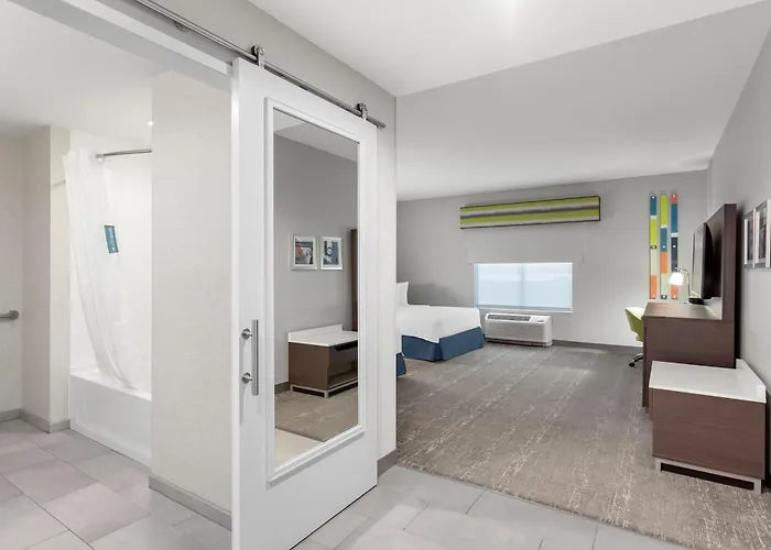Hampton By Hilton Chicago Hotel